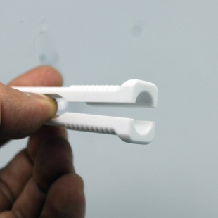 Устройство для вскрытия ампул (ампуловскрыватель) фото 5205